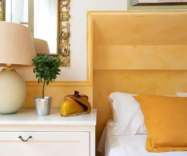 Cozy And Chic Near Campo De Fiori Apartamento *